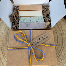Load image into Gallery viewer, Spring soaps gift set