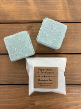 Load image into Gallery viewer, Mint & Eucalyptus Shampoo Bar
