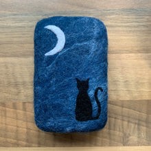 Load image into Gallery viewer, Moongazing Black Cat Felted Soap