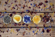 Load image into Gallery viewer, Bath Melts Gift Set