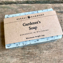 Load image into Gallery viewer, Gardeners Soap