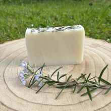 Load image into Gallery viewer, Rosemary &amp; Cedarwood Shower Gift Set
