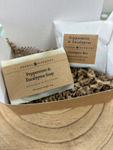 Load image into Gallery viewer, Mint &amp; Eucalyptus Shower Gift Set
