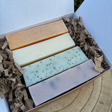Load image into Gallery viewer, Spring soaps gift set
