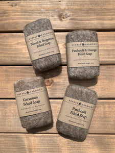 Geranium Felted Soap - Natural wool