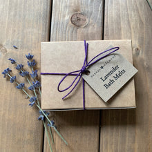 Load image into Gallery viewer, Lavender Heart shaped bath melts
